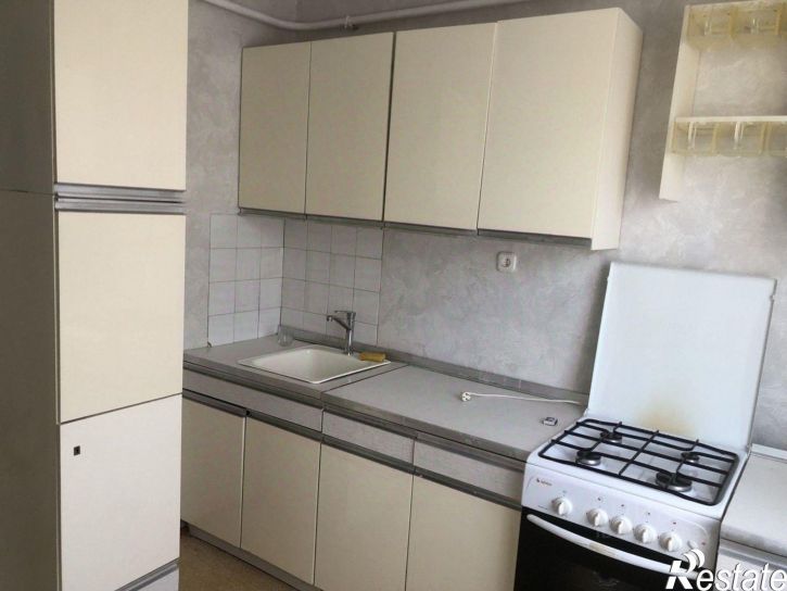 2-комн квартира ул Адоратского, 44,  д. 44