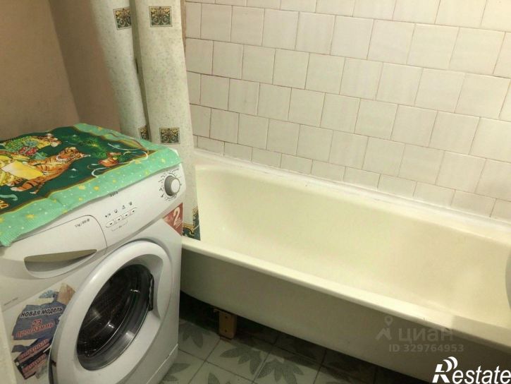 2-комн квартира ул Адоратского, 44,  д. 44