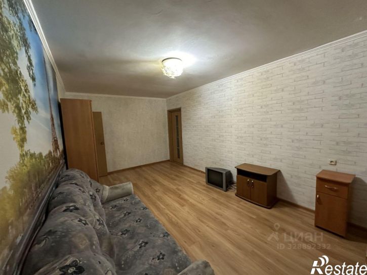 2-комн квартира ул Ново-Азинская, 10,  д. 10