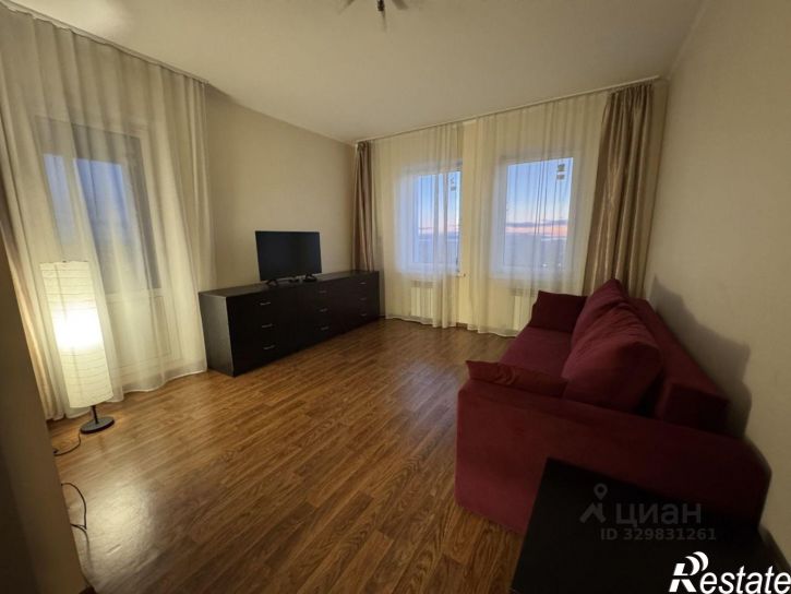 2-комн квартира улица Павлюхина, 128,  д. 128
