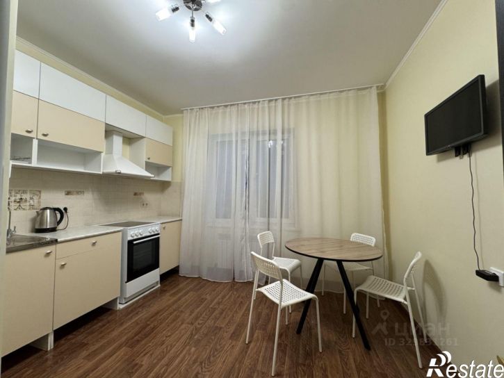 2-комн квартира улица Павлюхина, 128,  д. 128