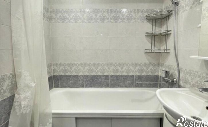 3-комн квартира улица Фатыха Амирхана, 97,  д. 97