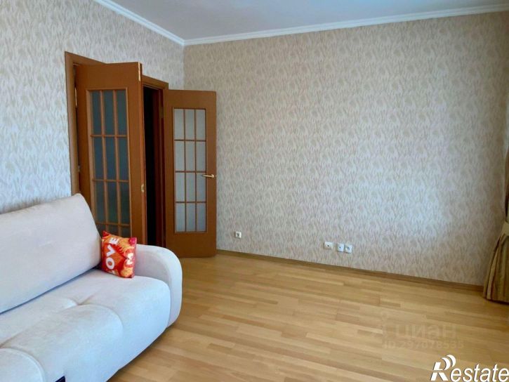 2-комн квартира улица Зинина, 5,  д. 5