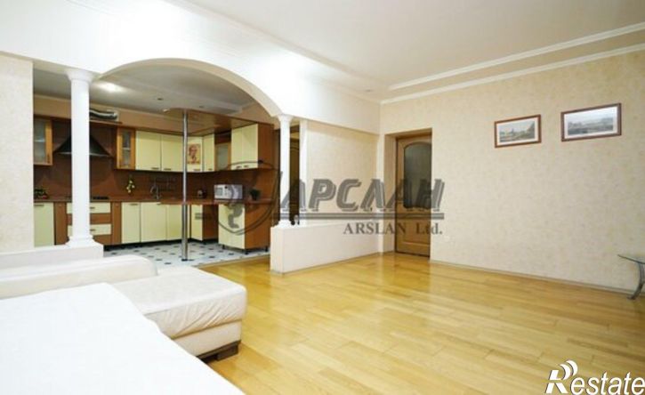 2-комн квартира ул Космонавтов, 41 А,  д. 41 А,  к. А