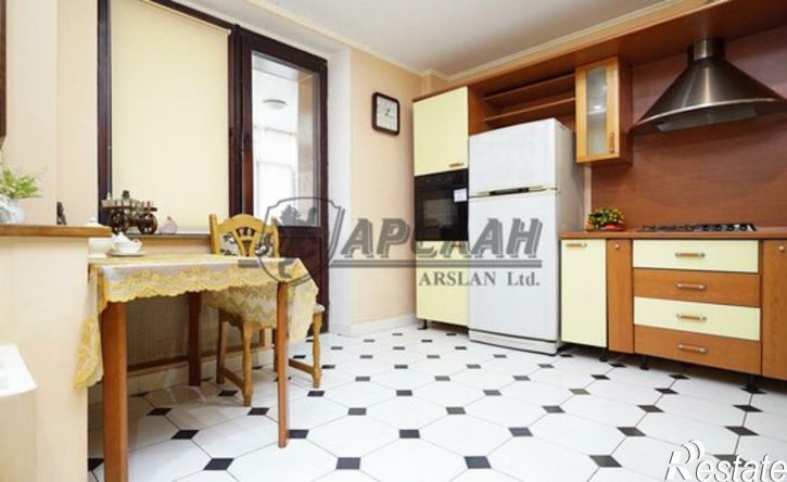 2-комн квартира ул Космонавтов, 41 А,  д. 41 А,  к. А