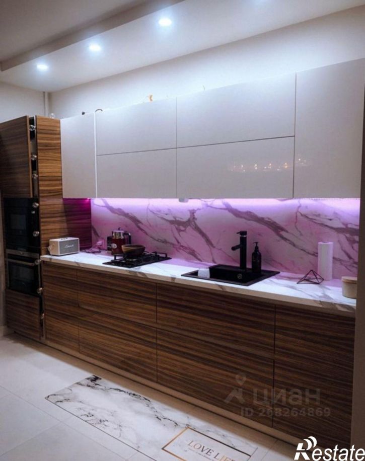 2-комн квартира улица Павлюхина, 102А,  д. 102А