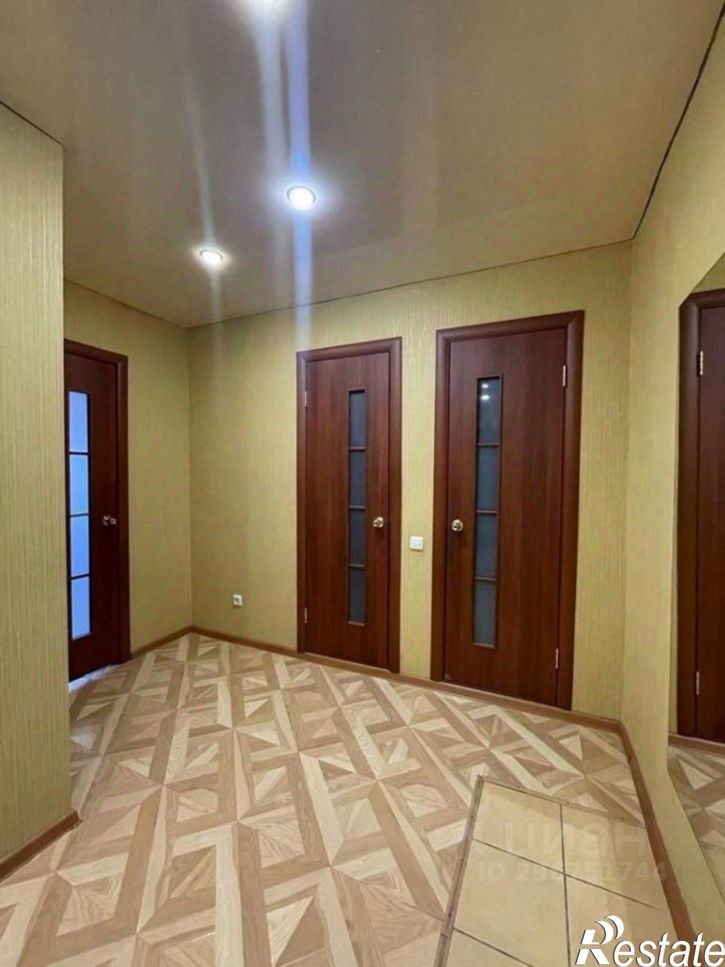 2-комн квартира улица Толбухина, 3,  д. 3