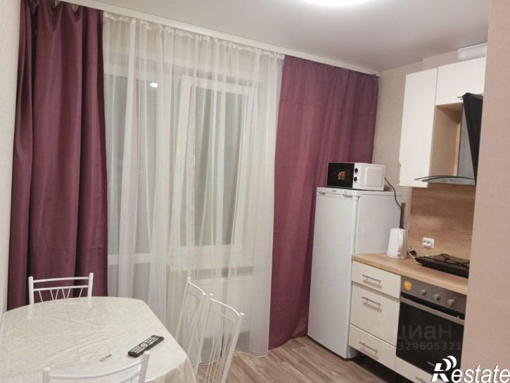 1-комн квартира улица Александра Курынова, 4,  д. 4
