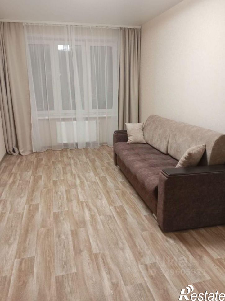 1-комн квартира улица Александра Курынова, 4,  д. 4