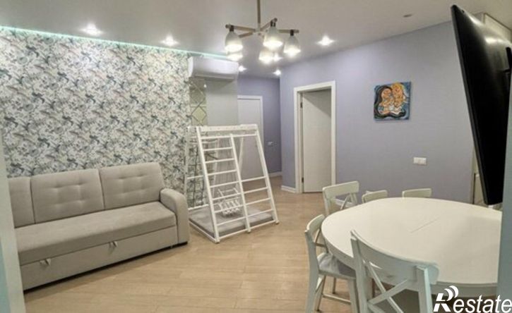 3-комн квартира улица Хусаина Мавлютова, 17Е к1,  д. 17Е к1