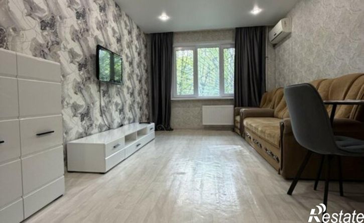 2-комн квартира ул Рихарда Зорге, 61,  д. 61