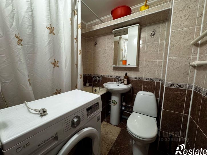 1-комн квартира улица Адоратского, 32,  д. 32