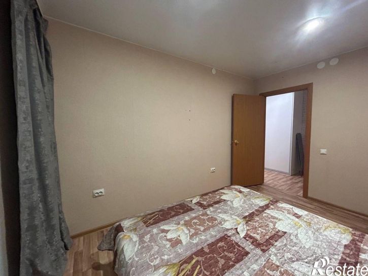 2-комн квартира улица Айрата Арсланова, 4,  д. 4