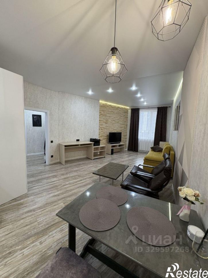 2-комн квартира Чистопольская улица, 86/10,  д. 86/10