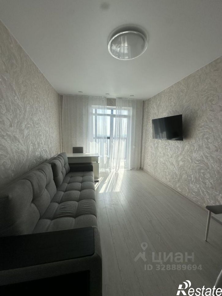 2-комн квартира улица Аделя Кутуя, 110,  д. 110