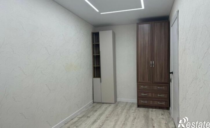 2-комн квартира Ленинградская улица, 32,  д. 32