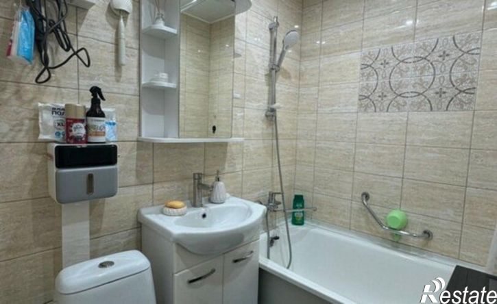 2-комн квартира Ленинградская улица, 32,  д. 32