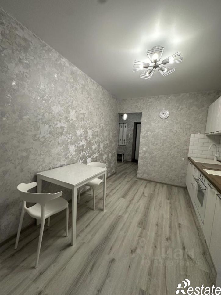 1-комн квартира ул Юлиуса Фучика, 82,  д. 82