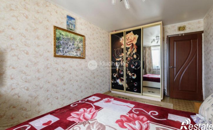 4-комн квартира улица Глазунова, 8 к1,  д. 8 к1