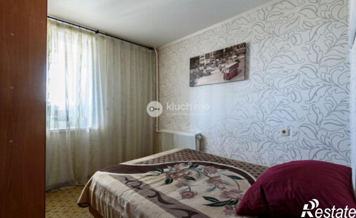 4-комн квартира улица Глазунова, 8 к1,  д. 8 к1