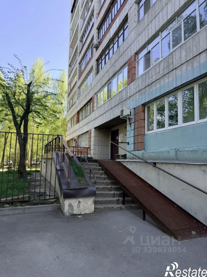 2-комн квартира ул Комиссара Габишева, 5,  д. 5