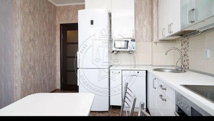 2-комн квартира Габдуллы Кариева ул, 8