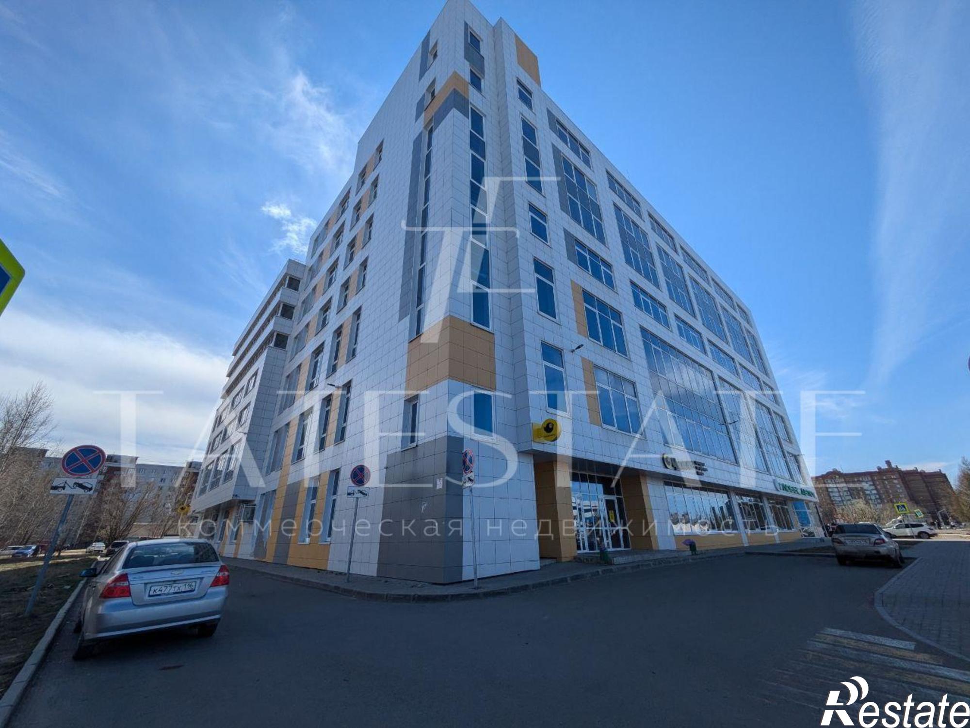Сдать офис, помещение под офис за 335 000 рублей на улица Фатыха Амирхана, 40а