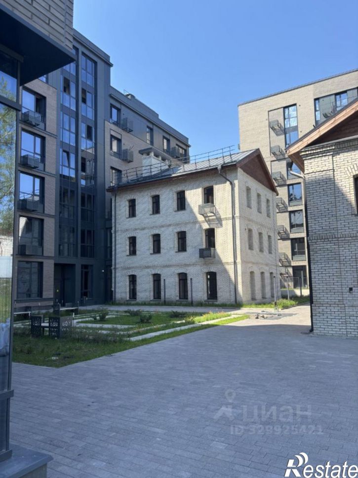 2-комн квартира ул Галиаскара Камала, 39,  д. 39