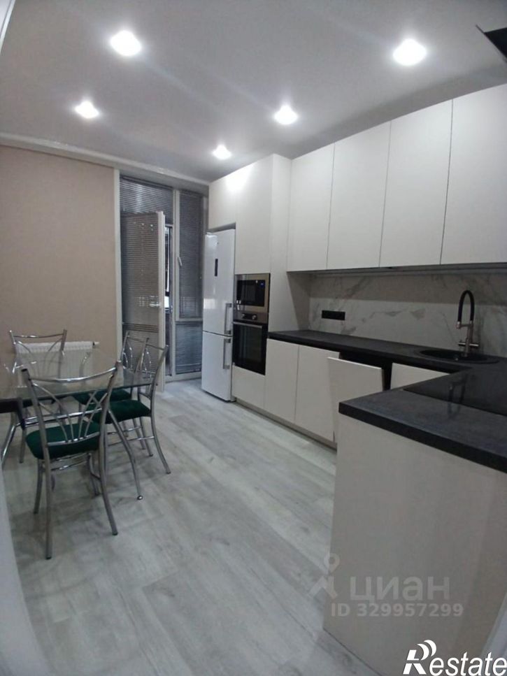 2-комн квартира ул Аделя Кутуя, 98,  д. 98