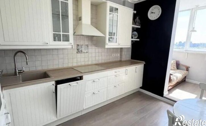 2-комн квартира улица Аделя Кутуя, 110Б,  д. 110Б