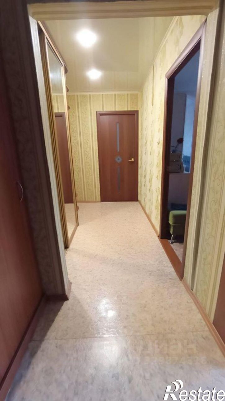 2-комн квартира улица Юлиуса Фучика, 44,  д. 44