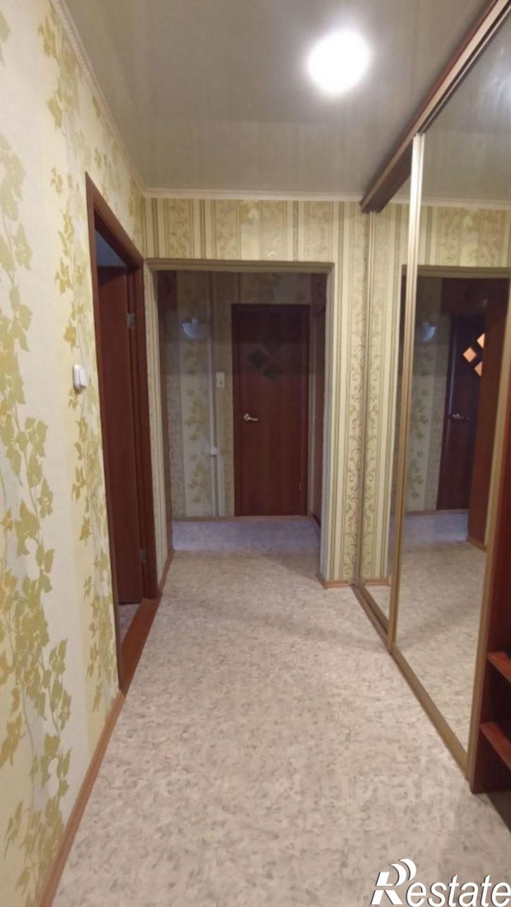 2-комн квартира улица Юлиуса Фучика, 44,  д. 44