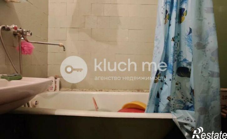 3-комн квартира улица Адоратского, 36,  д. 36