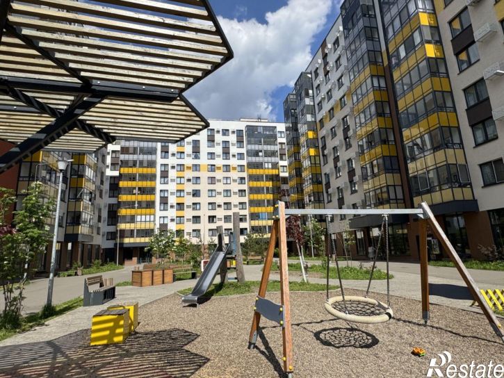 2-комн квартира улица Генерала Махмута Гареева, 5А,  д. 5А