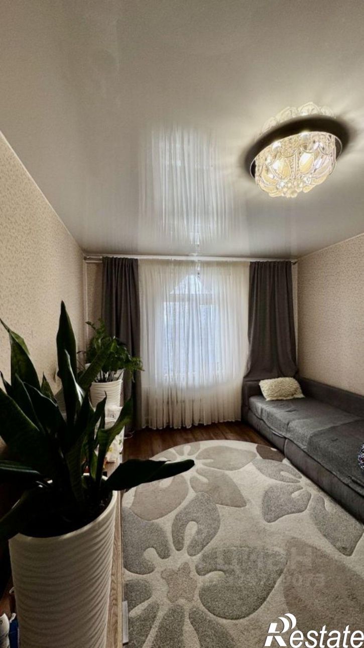 2-комн квартира проспект Победы, 100,  д. 100