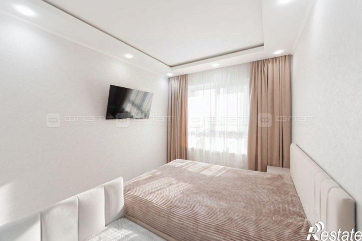 2-комн квартира улица Рауиса Гареева, 105Б,  д. 105Б