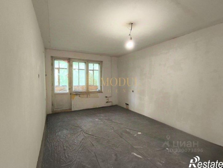 2-комн квартира ул Юлиуса Фучика, 44,  д. 44