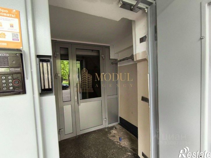 2-комн квартира ул Юлиуса Фучика, 44,  д. 44