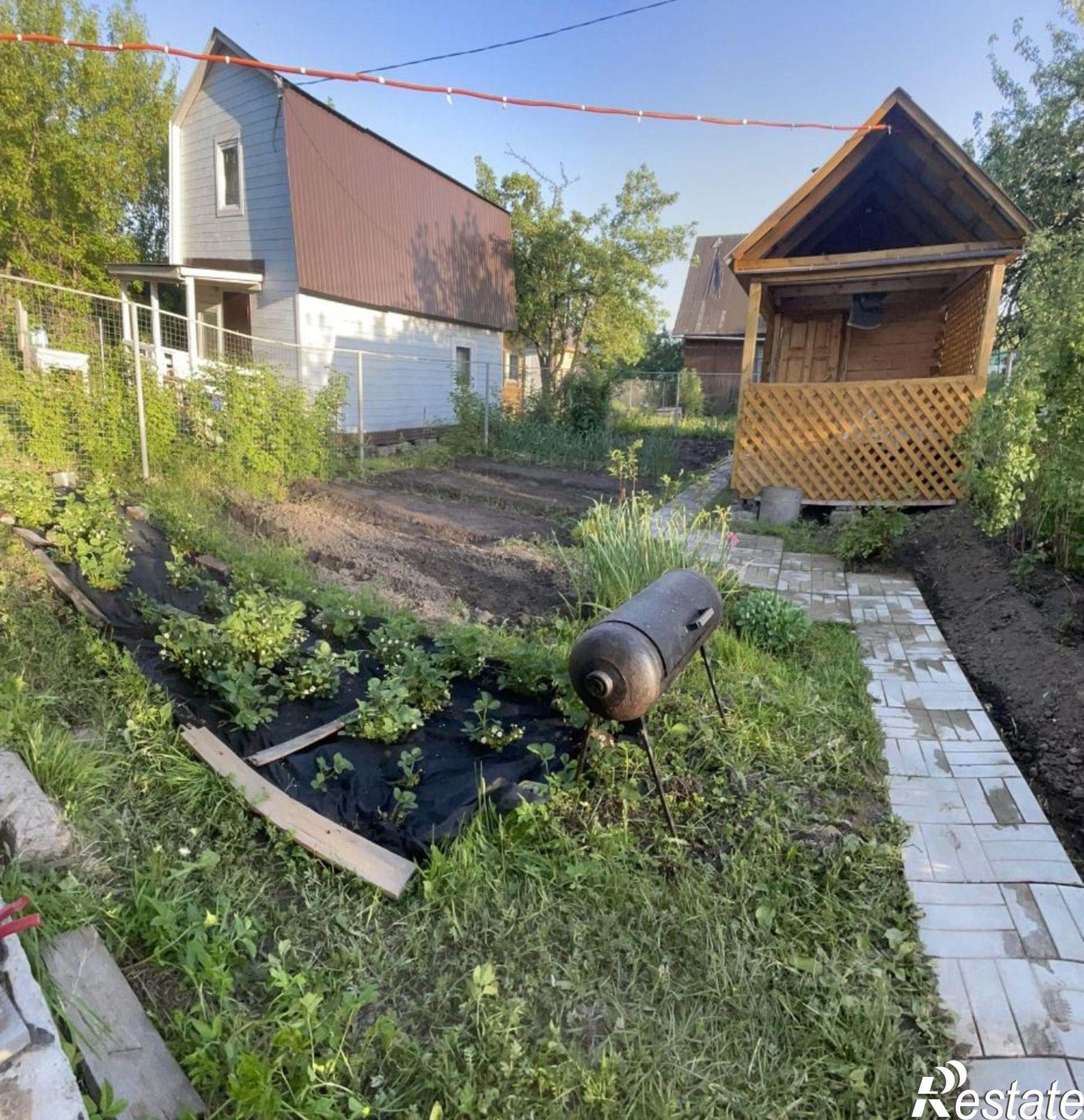 Купить дачу, дом, коттедж за 1 800 000 рублей на Садовая улица
