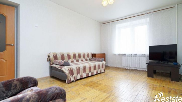 3-комн квартира ул Рихарда Зорге, 48,  д. 48