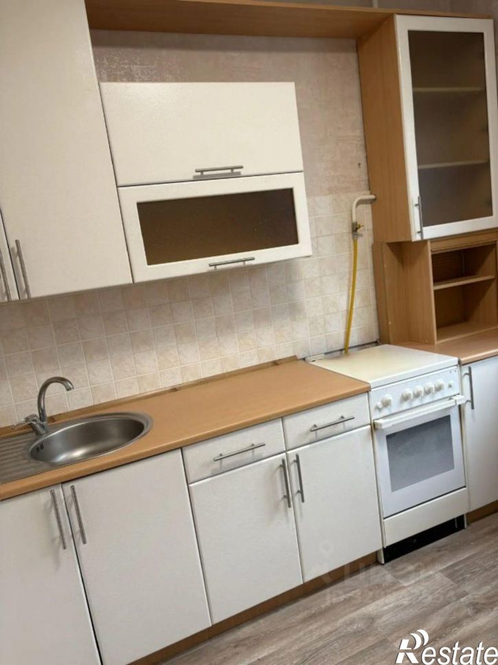 2-комн квартира улица Рихарда Зорге, 92,  д. 92