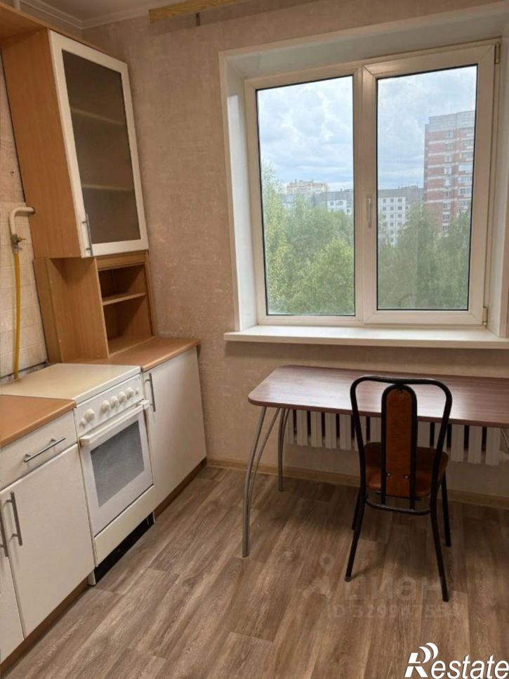 2-комн квартира улица Рихарда Зорге, 92,  д. 92
