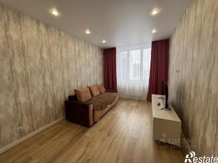 1-комн квартира улица Аделя Кутуя, 100,  д. 100