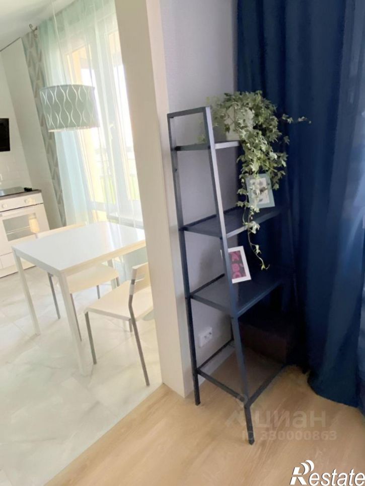 2-комн квартира улица Александра Курынова, 10 к1,  д. 10 к1