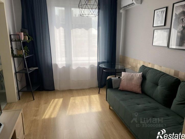 2-комн квартира улица Александра Курынова, 10 к1,  д. 10 к1