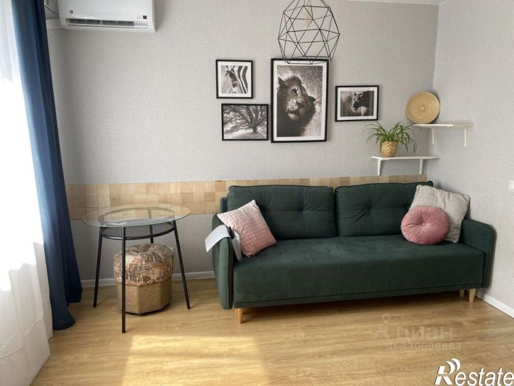 2-комн квартира улица Александра Курынова, 10 к1,  д. 10 к1