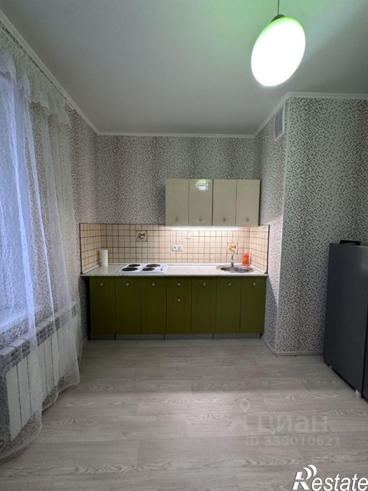 1-комн квартира улица Павлюхина, 128,  д. 128