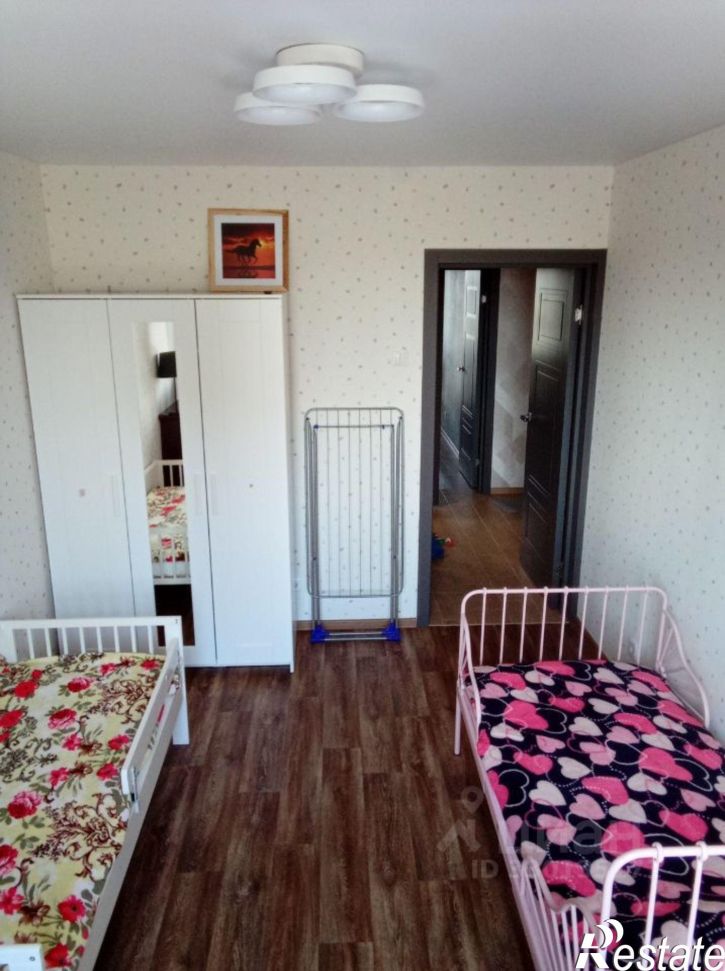 3-комн квартира улица Рашида Нежметдинова, 11 к2,  д. 11 к2