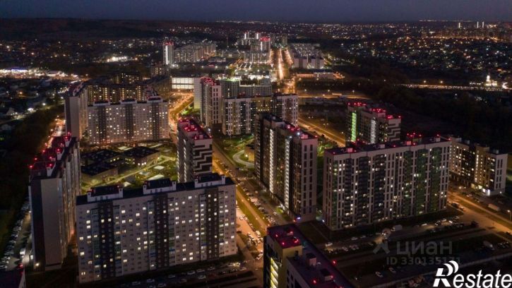 3-комн квартира улица Рашида Нежметдинова, 11 к2,  д. 11 к2