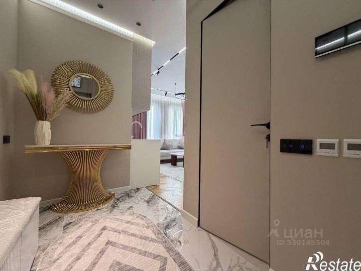 2-комн квартира пр-кт Альберта Камалеева, 1,  д. 1